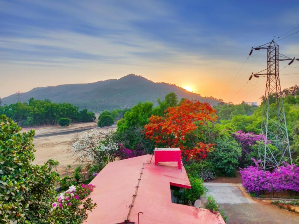 เลค วิว รีสอร์ท โลนาวาลา ภายนอก รูปภาพ